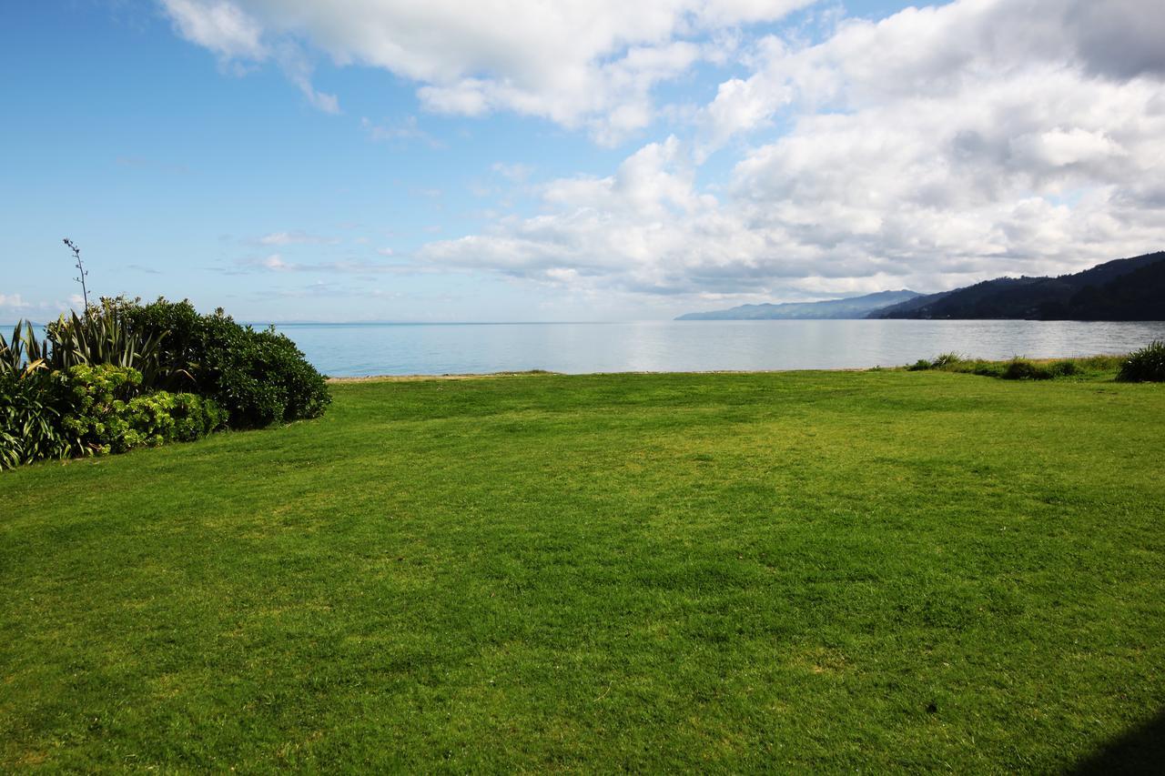Te Puru Beach Lodge Eksteriør billede