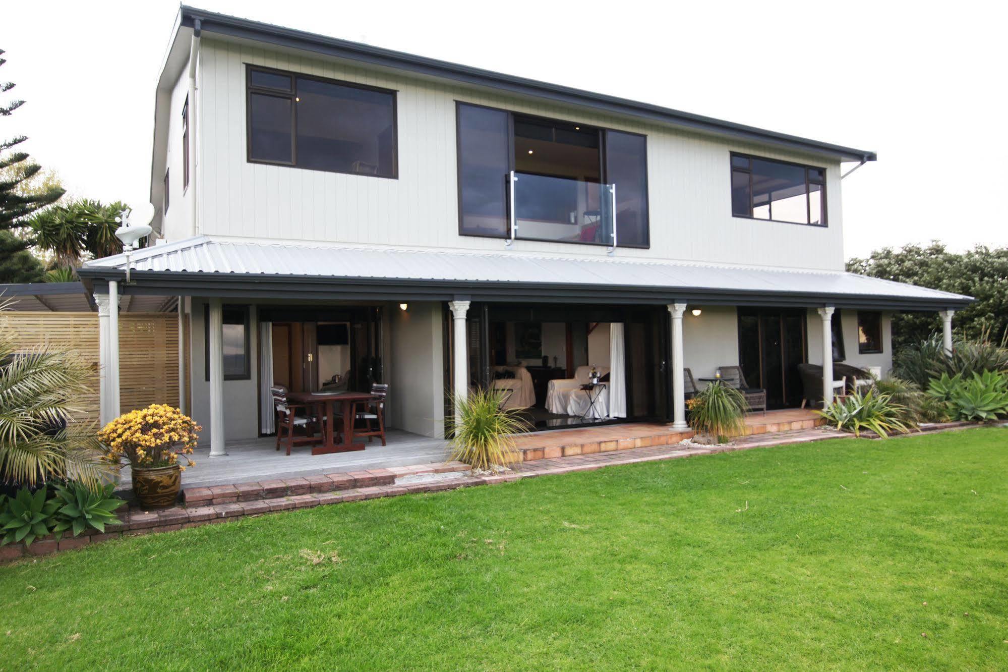 Te Puru Beach Lodge Eksteriør billede