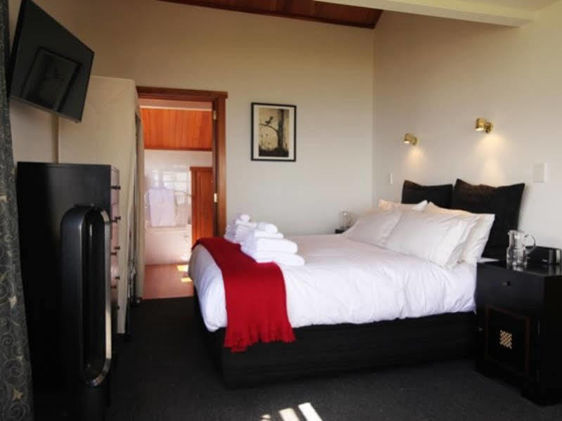 Te Puru Beach Lodge Eksteriør billede